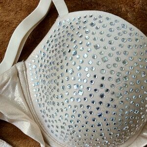 Victoria’s Secret bejeweled bra size 32DD